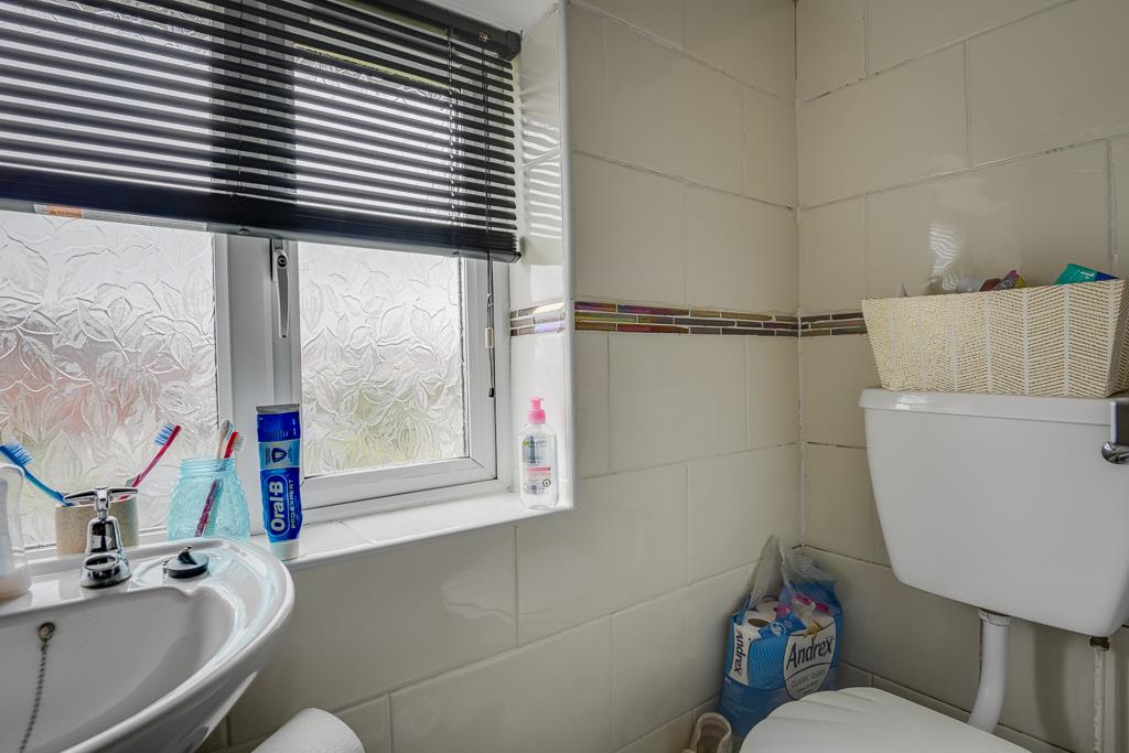 Newall Crescent, Winsford CW Estate Agents